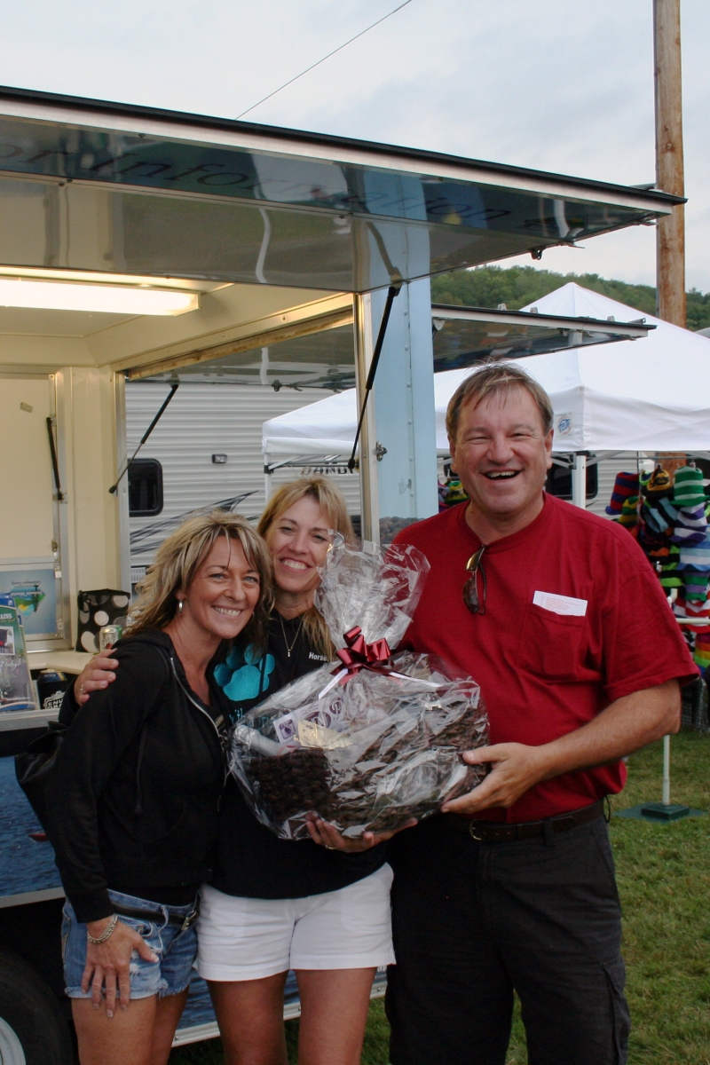 Buford and Helen of Bolivar, NY holding the ASK Design Jewelers Gift Basket