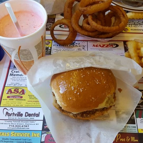 Famous Red's & Trudy's Loosemeat Burger